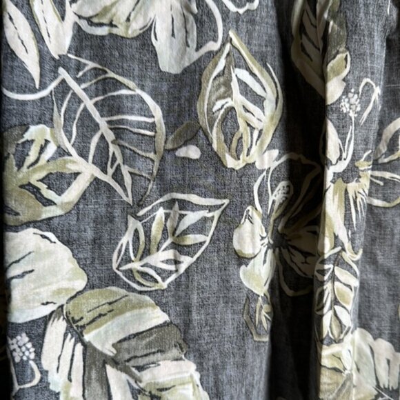 Cooke Street Honolulu Hawaiian Print Black Floral Button-Down Shirt Size XL - Picture 3 of 5